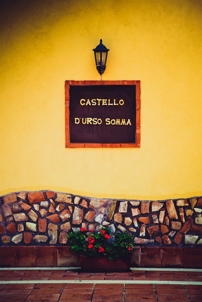 Castello D'urso Somma Frühstückspension